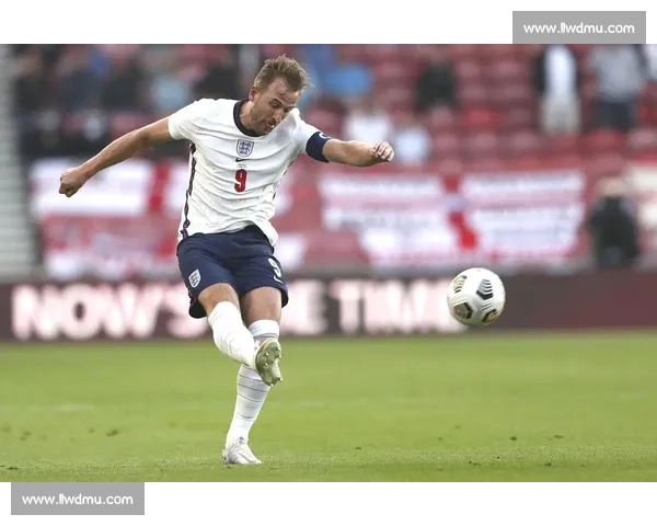 球迷热议英超金靴，投票结果惊人，网友：这届实力太强！